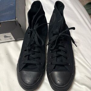 Converse Black High-Top Sneakers unisex